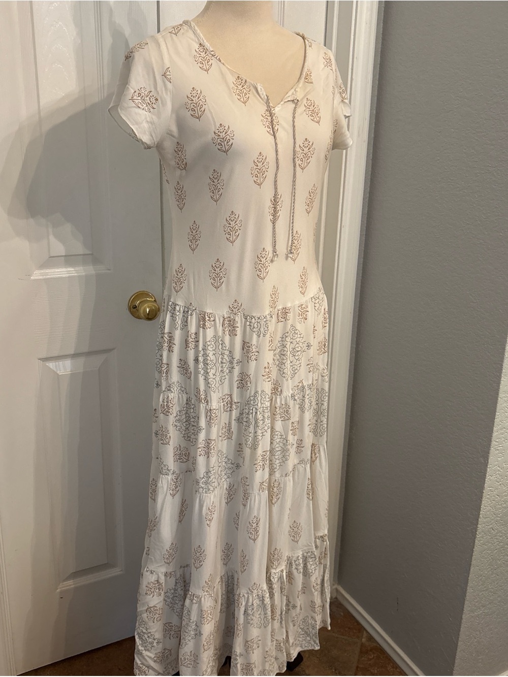 Sundance Cream Maxi Dress with Gold Botanical Print - Picture 2 of 8